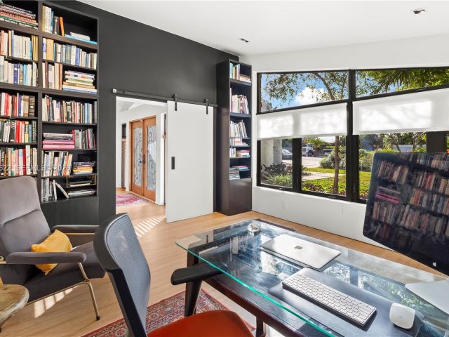 Дом в аренду по адресу 2132 Middle River Dr - фото 7482247