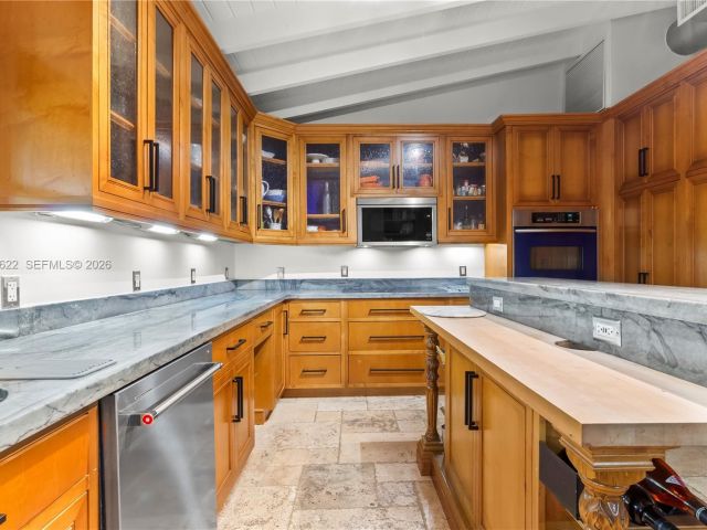 Дом в аренду по адресу 2132 Middle River Dr - фото 7482251