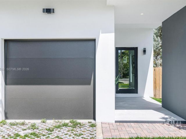 Продажа дома по адресу 2943 SW 21st st - фото 7533017