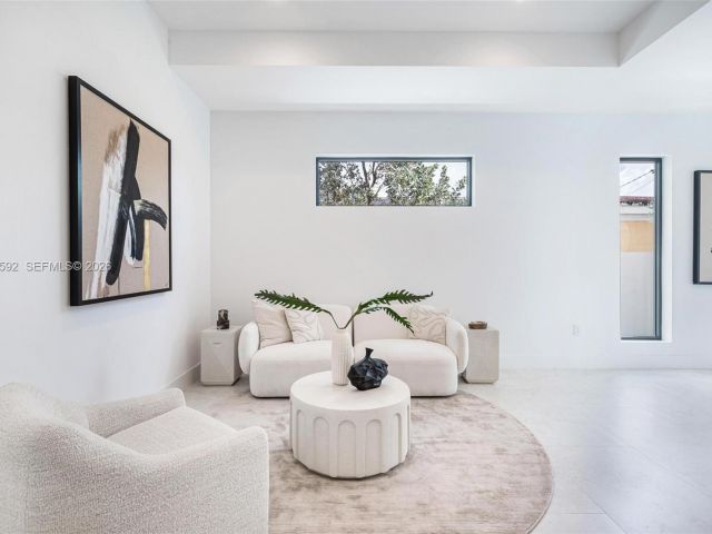 Продажа дома по адресу 2943 SW 21st st - фото 7533020