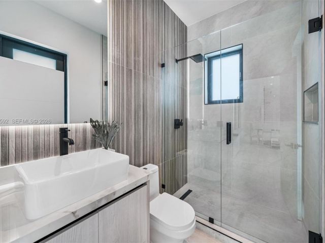 Продажа дома по адресу 2943 SW 21st st - фото 7533027