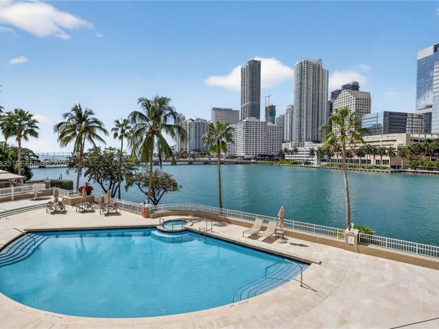 Квартира в аренду номерLPH-06 - фото 7477851