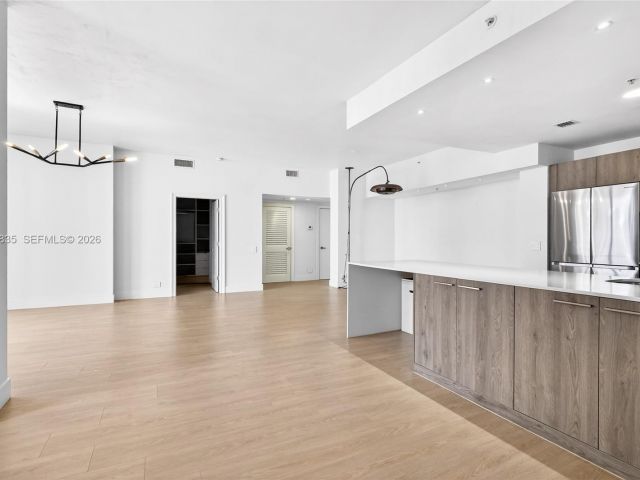 Квартира в аренду номерLPH-06 - фото 7477852