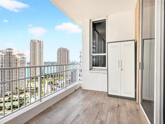 Квартира в аренду номерLPH-06 - фото 7477863