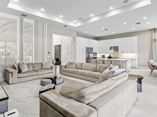 Дом в аренду по адресу 8533 Ganton Dr - фото 7453207