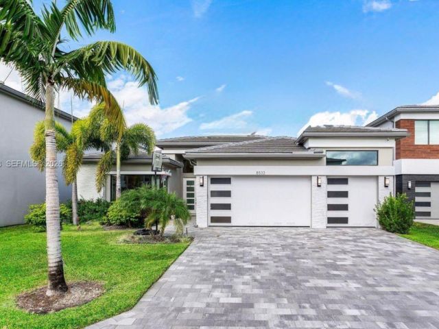 Дом в аренду по адресу 8533 Ganton Dr - фото 7453219