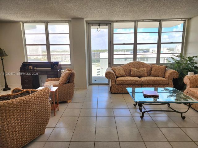 Продажа квартиры #1619 - фото 7470081