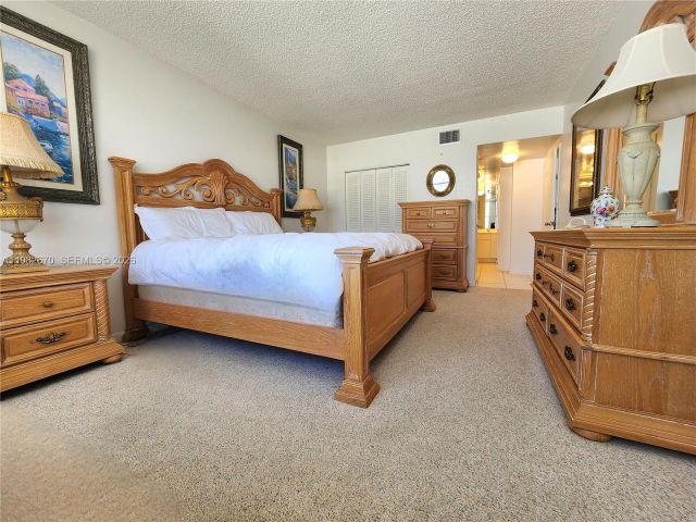 Продажа квартиры #1619 - фото 7470084