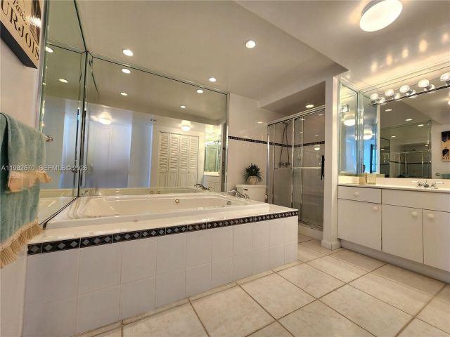 Продажа квартиры #1619 - фото 7470086