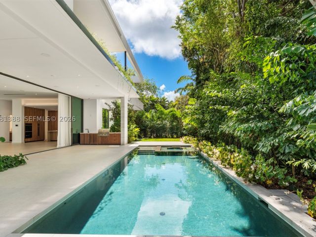 Продажа дома по адресу 7700 SW 50th Ct - фото 9442128
