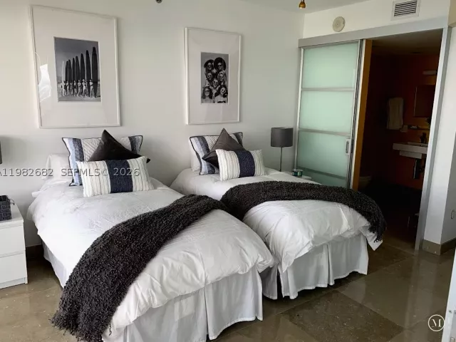 Продажа квартиры #4608 - фото 9368649