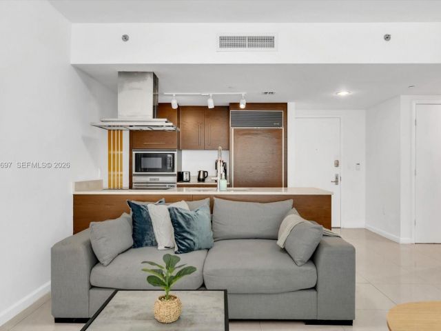 Продажа квартиры #1807 - фото 7511100