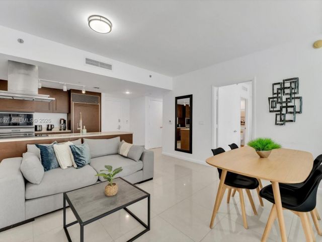 Продажа квартиры #1807 - фото 7511101