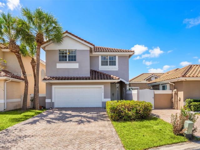 Продажа дома по адресу 14759 SW 132nd Pl - фото 7532072