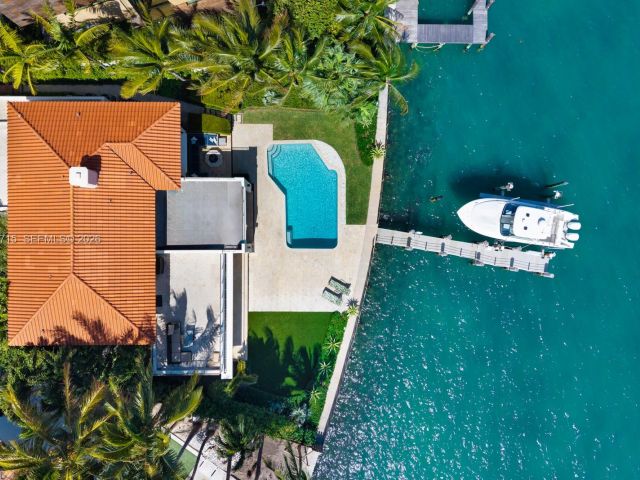 Продажа дома по адресу 821 E Dilido Dr - фото 7468375