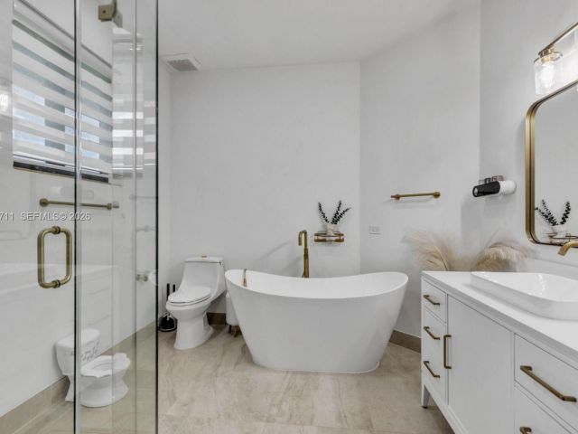 Продажа дома по адресу 21701 SW 187th Ave - фото 7525354