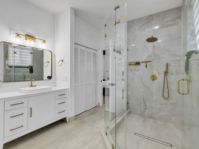 Продажа дома по адресу 21701 SW 187th Ave - фото 7525355