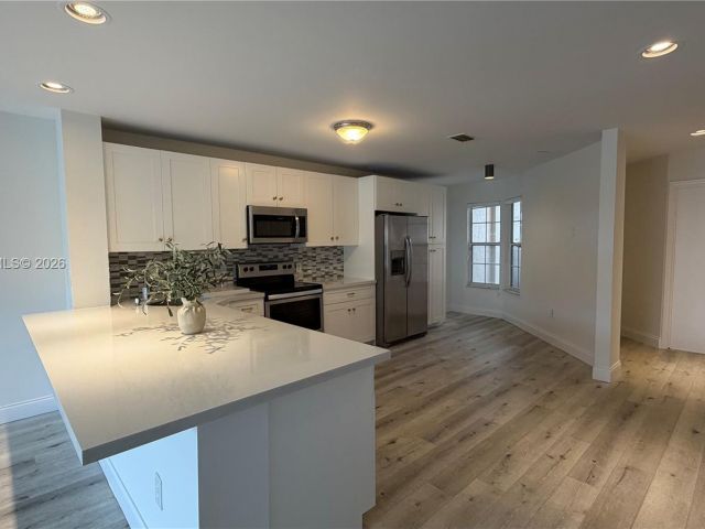 Дом в аренду по адресу 9389 Boca River Cir - фото 7452902