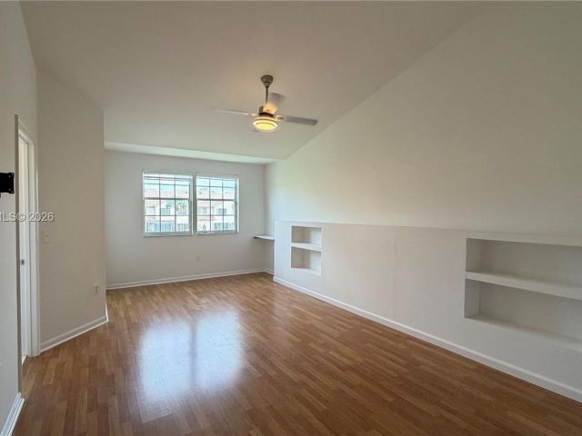 Дом в аренду по адресу 9389 Boca River Cir - фото 7452905