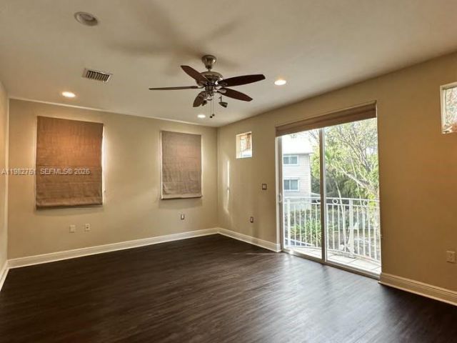 Дом в аренду по адресу 409 SW 5th St - фото 7507320