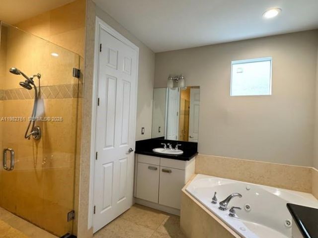 Дом в аренду по адресу 409 SW 5th St - фото 7507327