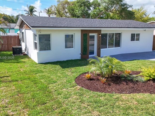 Продажа дома по адресу 1524 NE 31st Ct - фото 7507073