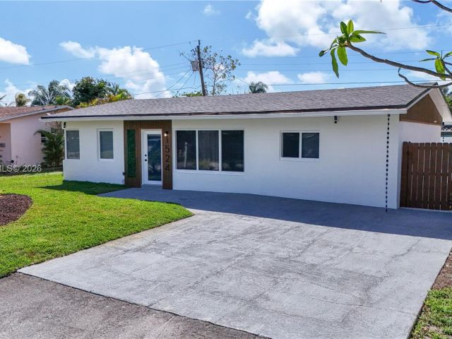 Продажа дома по адресу 1524 NE 31st Ct - фото 7507075