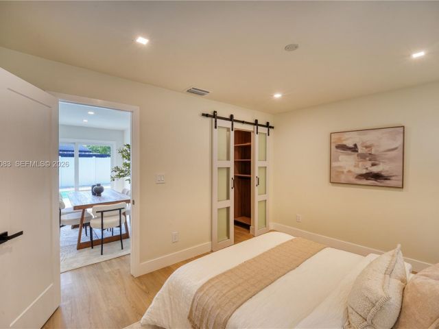 Продажа дома по адресу 1524 NE 31st Ct - фото 7507092