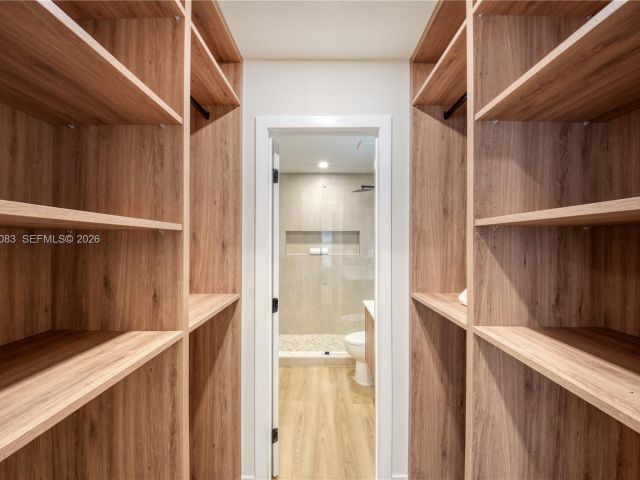 Продажа дома по адресу 1524 NE 31st Ct - фото 7507094