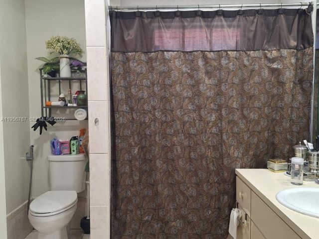 Продажа дома по адресу 13822 SW 156th St - фото 7466400