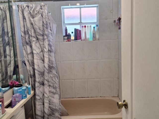 Продажа дома по адресу 13822 SW 156th St - фото 7466402