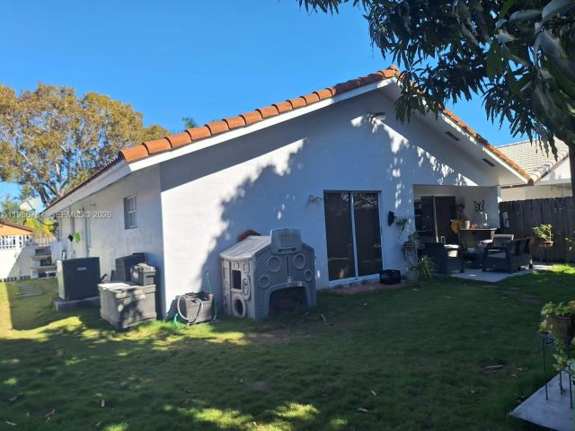 Продажа дома по адресу 13822 SW 156th St - фото 7466405