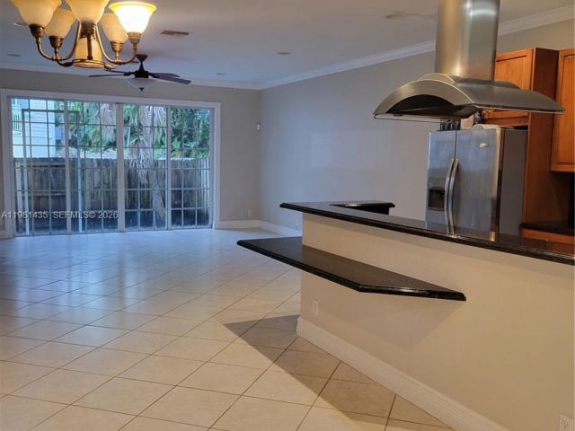 Дом в аренду по адресу 413 SW 5th St - фото 7482348