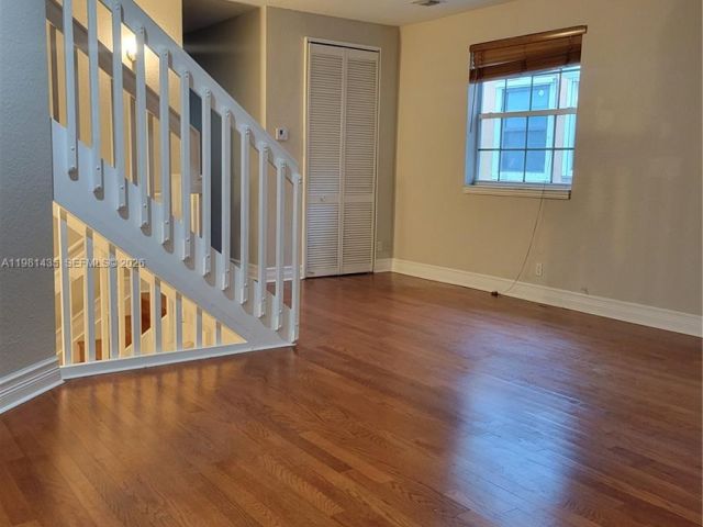 Дом в аренду по адресу 413 SW 5th St - фото 7482360