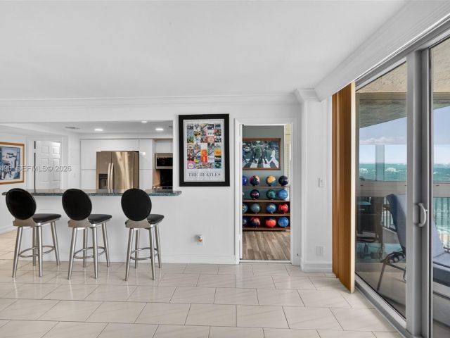 Продажа квартиры # - фото 7504273