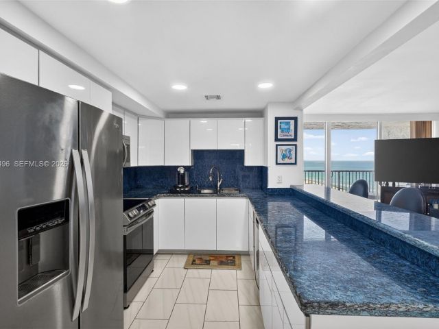 Продажа квартиры # - фото 7504276