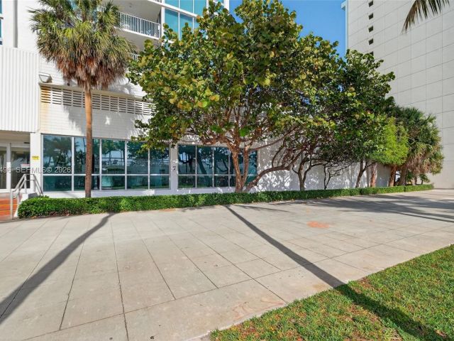 Продажа квартиры # - фото 7504285