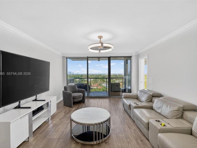 Продажа квартиры # - фото 7504240