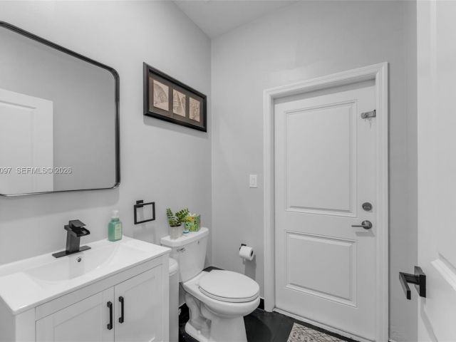 Продажа дома по адресу 12741 SW 213th Ter - фото 7512224