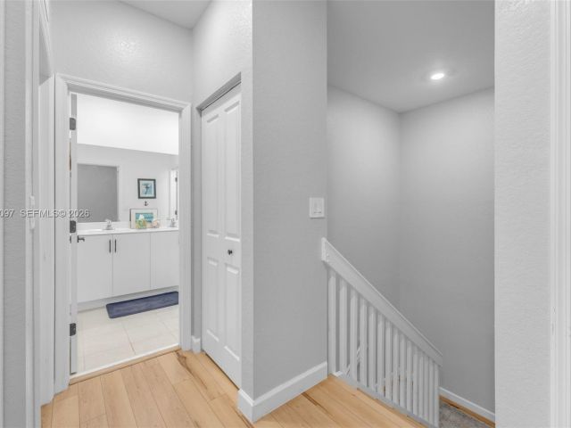 Продажа дома по адресу 12741 SW 213th Ter - фото 7512225