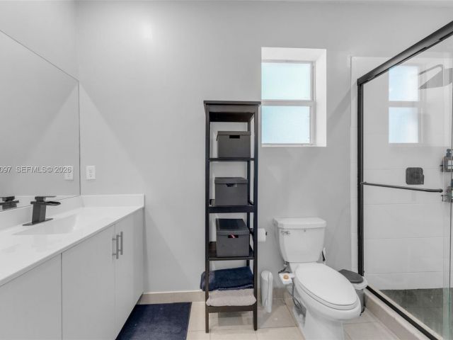 Продажа дома по адресу 12741 SW 213th Ter - фото 7512228