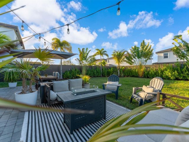 Продажа дома по адресу 12741 SW 213th Ter - фото 7512234