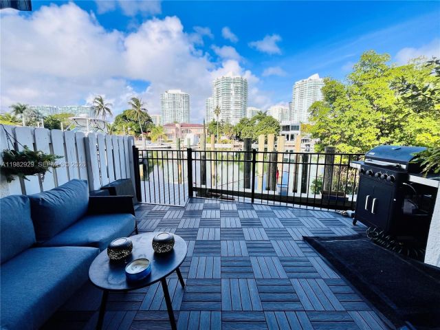 Дом в аренду по адресу 253 Poinciana Dr 603 - фото 7486481