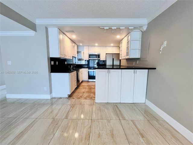 Дом в аренду по адресу 253 Poinciana Dr 603 - фото 7486493