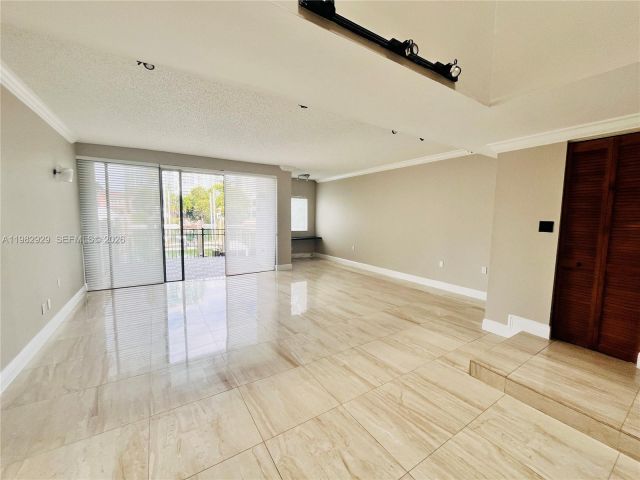 Дом в аренду по адресу 253 Poinciana Dr 603 - фото 7486500