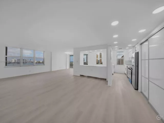 Продажа квартиры #1818 - фото 7495255