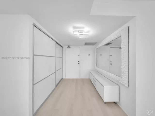 Продажа квартиры #1818 - фото 7495258