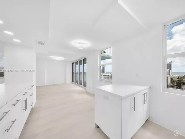 Продажа квартиры #1818 - фото 7495252