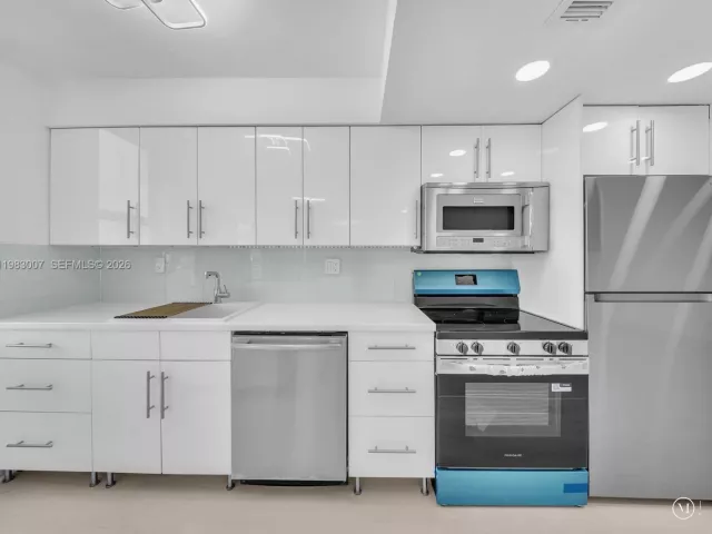 Продажа квартиры #1818 - фото 7495253