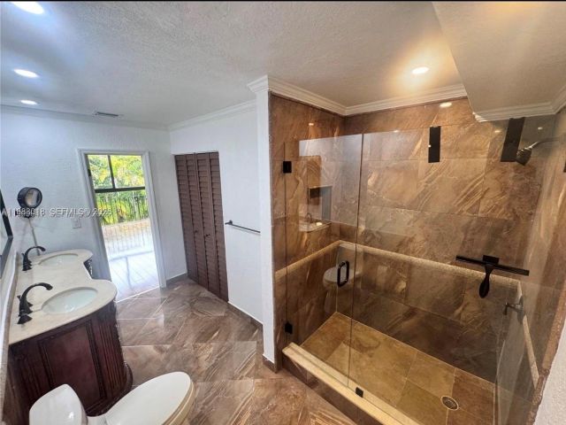 Дом в аренду по адресу 3994 Estepona Ave 4-D-7 - фото 7484988